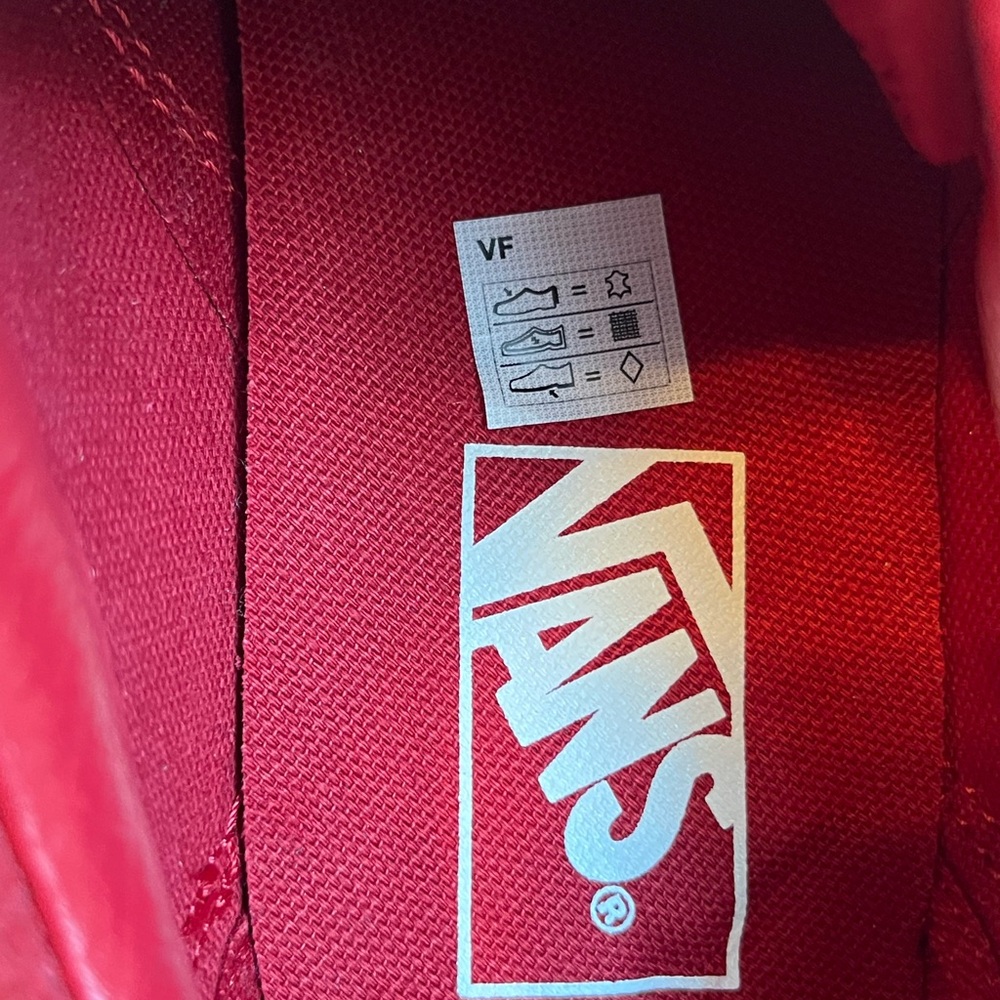 Vans Old Skool Red Suede Gum Sole Skate Shoes Mens 9 Classic Low Top New NWOT - Picture 8 of 10